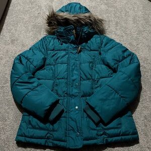 RUFF HEWN puffer jacket with fur hood green in color size medium